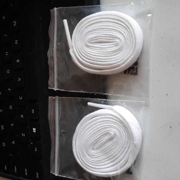 4 For $18 Vans White Shoe Laces - Picture 2 of 3
